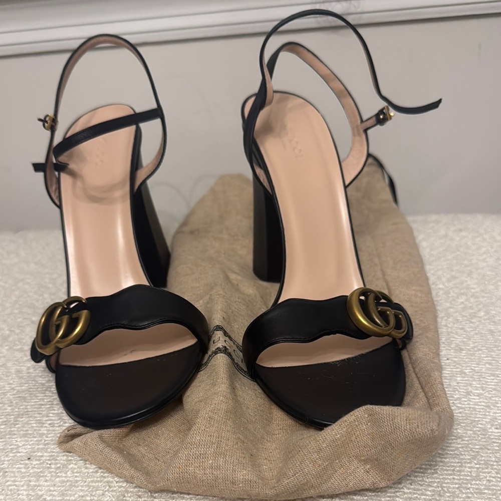 Elegant Black Sandals with Gold Accents